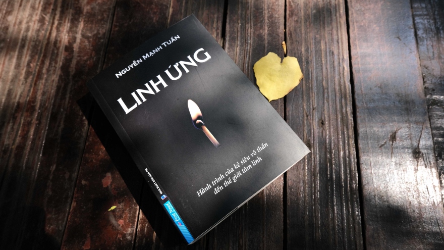 "Linh ứng" - Hành trình tâm linh của kẻ siêu vô thần hay khúc tráng ca của một thế hệ